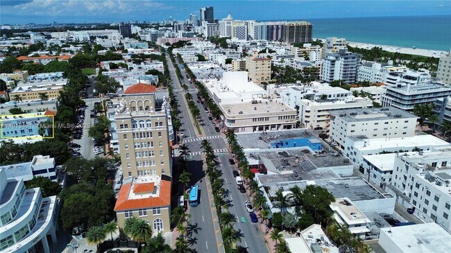 Building Photo - 1218 Drexel Ave