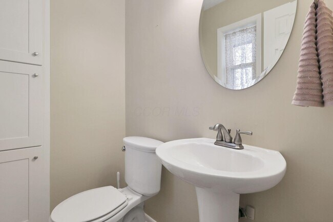 Building Photo - 2844 Wildwood Rd