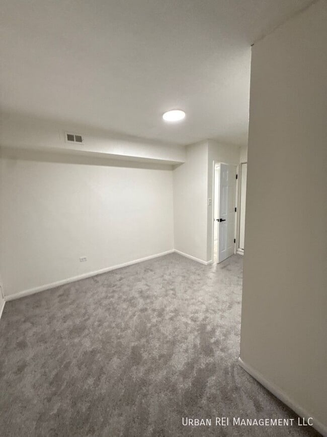 Building Photo - 18548 Lyn Ct