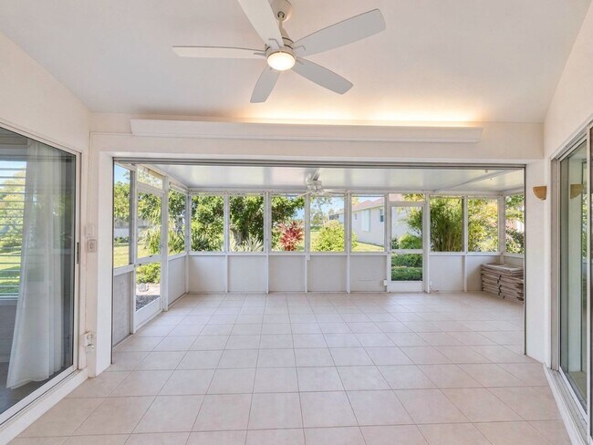 Building Photo - Beautifully renovated 3/2 home now available in the desirable Villages at Country Creek!