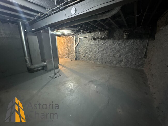 Building Photo - Updated 4 Bedroom Home in the Heart of Bal...