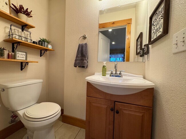Building Photo - Spacious 4-Bedroom Home in Gated Clearwood...