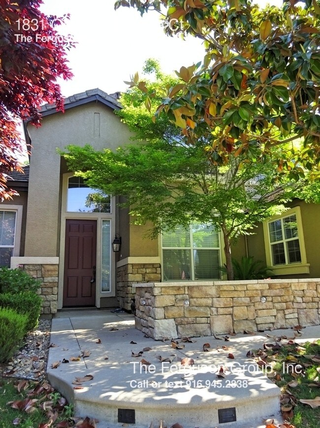 Building Photo - 1831 Orchard Terrace Ct