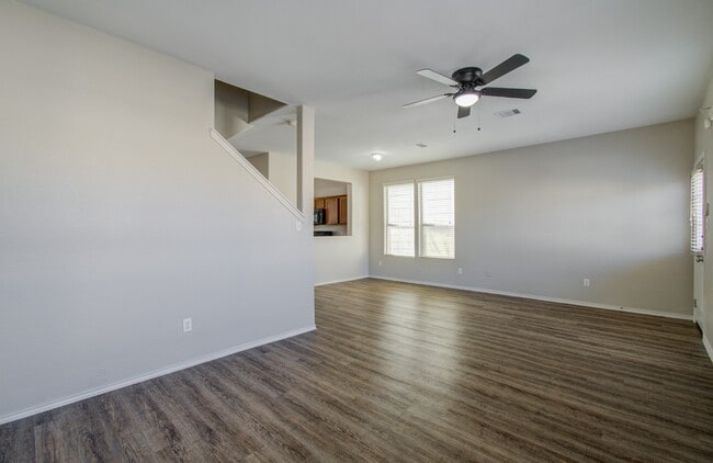 Building Photo - 16830 Mammoth Springs Dr