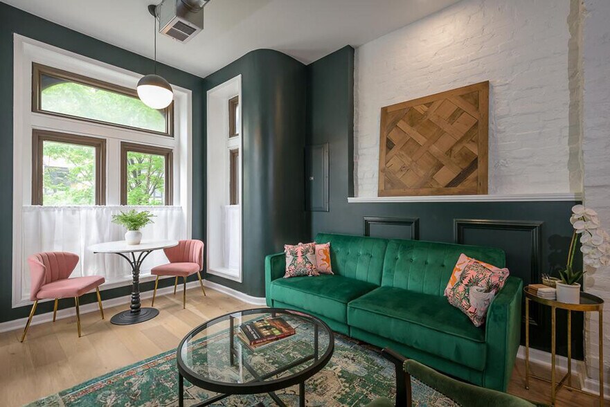 Building Photo - 920 O St NW