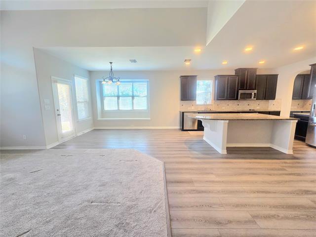 Building Photo - 3800 Jeanette Ln