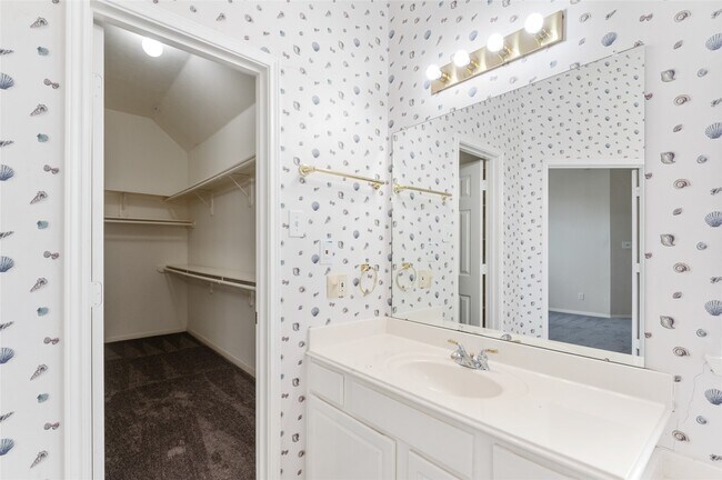 Building Photo - 18407 Timber Strand Dr