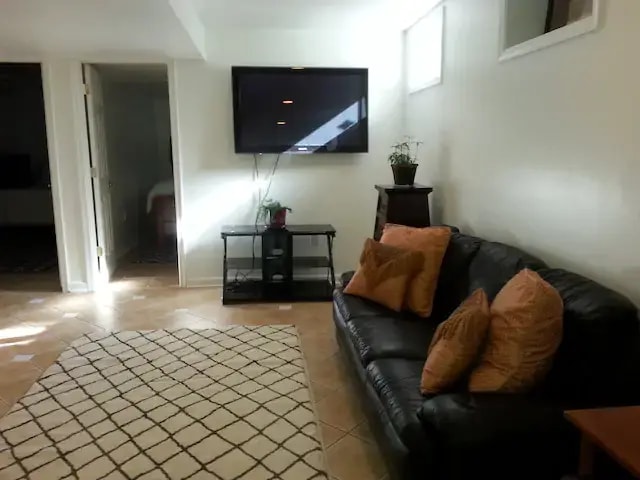 Living room - 1619 45th St NW