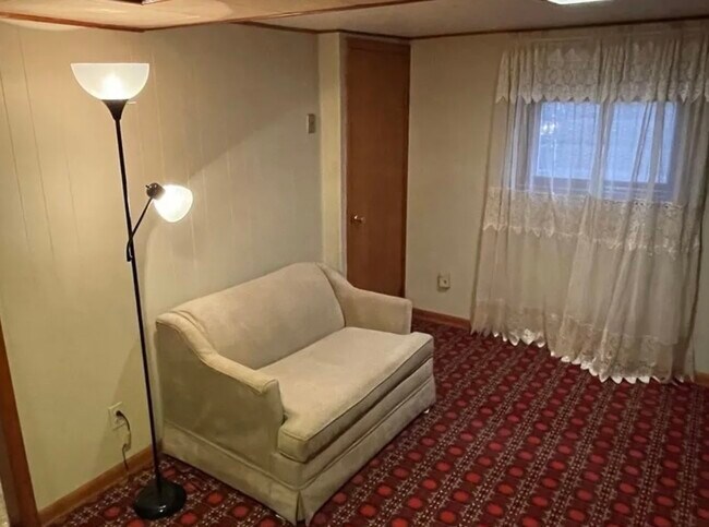 Love seat dining area - 1112 N 7th St