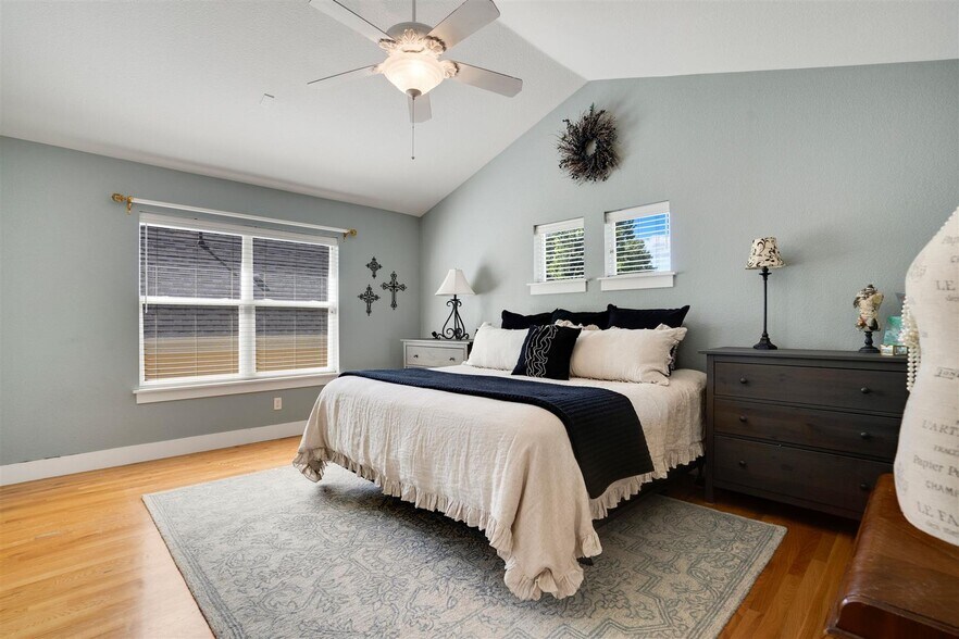 Serene primary suite - 4144 Lost Canyon Drive