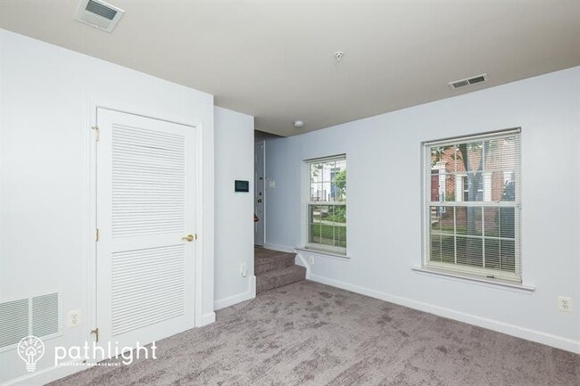 Building Photo - 5532 Lanier Ave