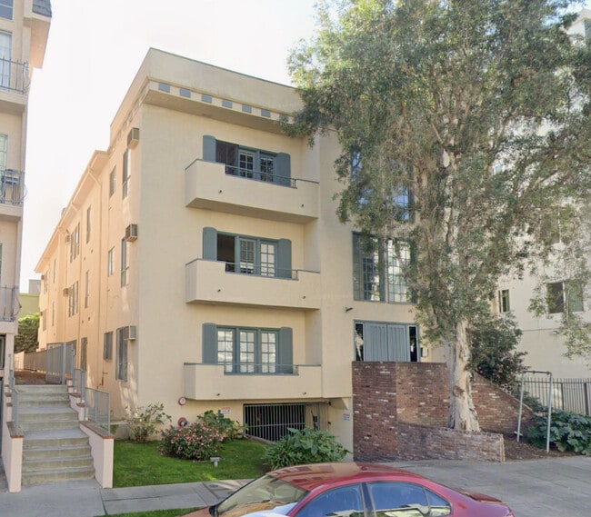Building Exterior - Left-hand side - 10964 Wellworth Ave