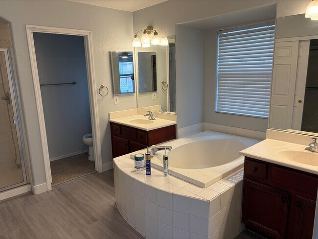 Building Photo - 10244 Jersey Shore Ave