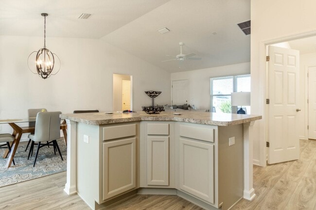 Building Photo - M316 Klamut (VSC-10/%)