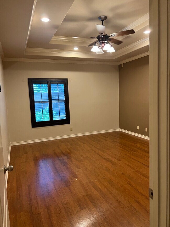 Building Photo - 3130 Dos Reales Loop