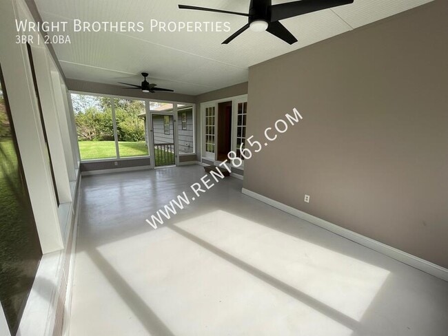Building Photo - 4709 Lonas Dr