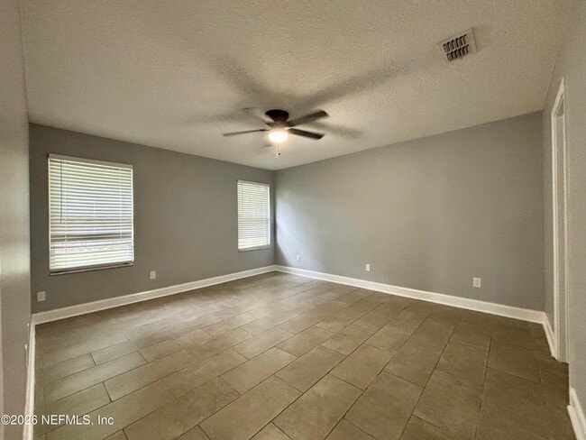 Building Photo - 3018 Hickory Glen Dr