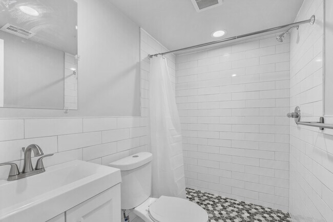 Building Photo - 69 Slocum St