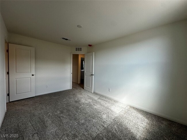 Building Photo - 9649 Hinson St