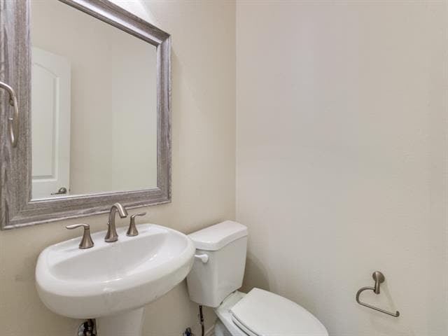 Building Photo - 7840 Fox Horn Dr