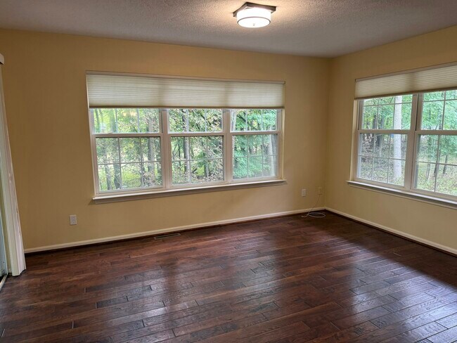 Building Photo - 212 Chauncey Ct
