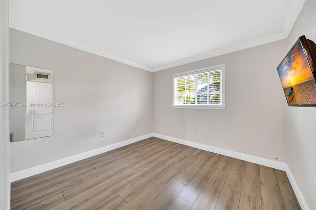 Building Photo - 3245 Virginia St