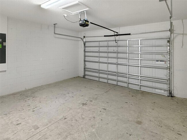 Building Photo - 5012 Blue Hammock Ct