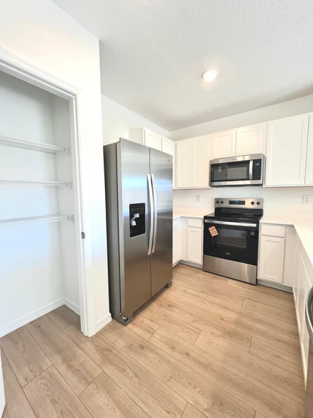 Building Photo - 32508 Midsummer Night Ln