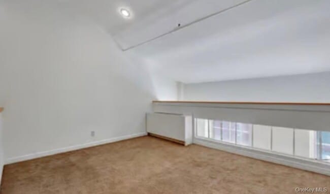 Building Photo - 6102 Villa Dr