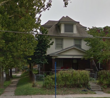 Primary Photo - 2919 E 12th St