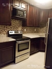 Building Photo - 59-61 Evergreen Ave