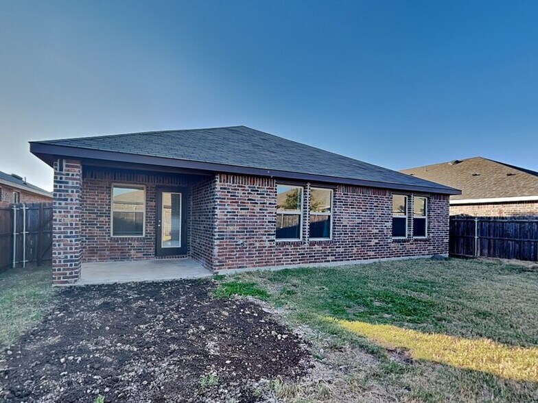 Building Photo - 116 Easy Goer Trl