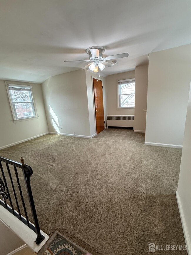 Building Photo - 20 Broadway