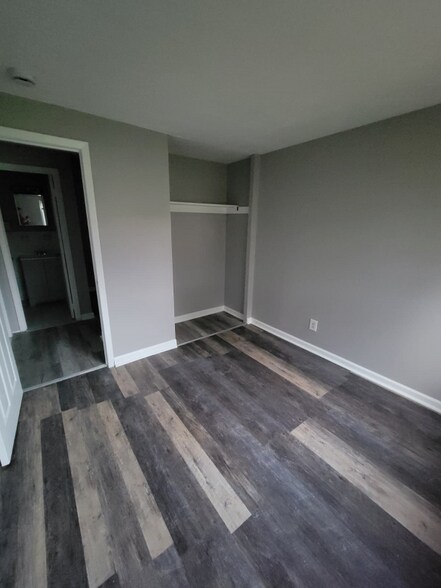 Building Photo - 13444 Euclid Ave