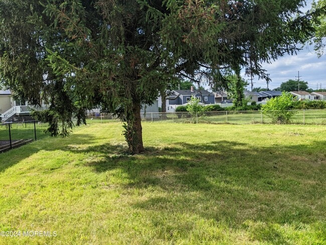 Building Photo - 509 Stone Rd