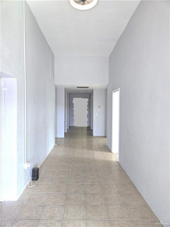 Building Photo - 19 Landrum Park Rd