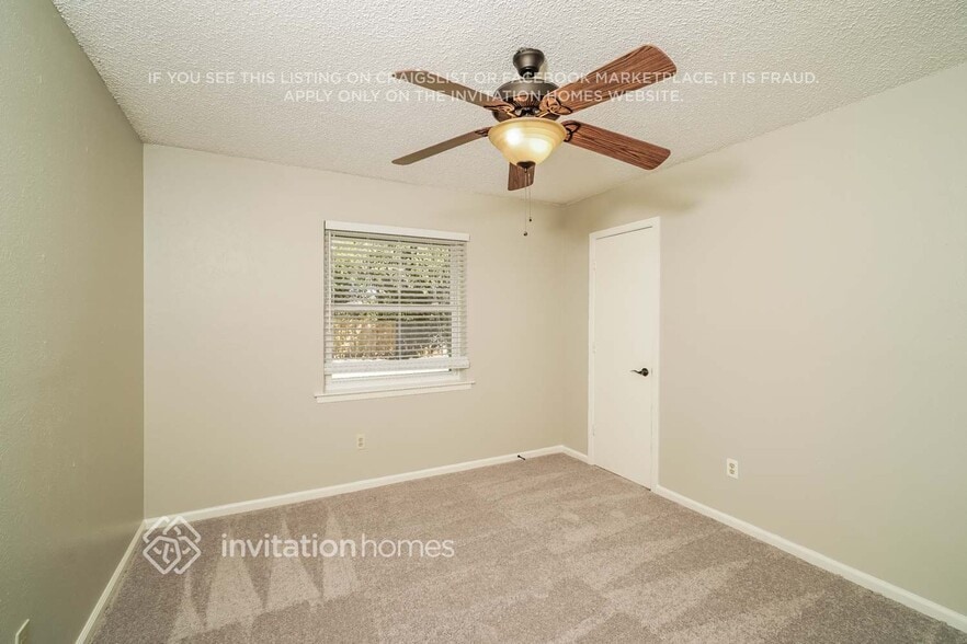 Building Photo - 8221 Pearl St