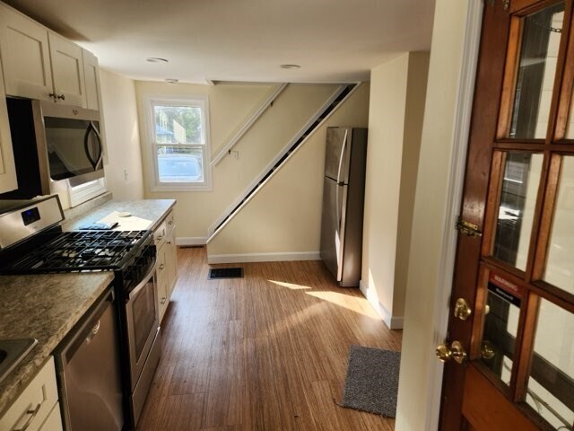 Building Photo - 13 Washington Ave