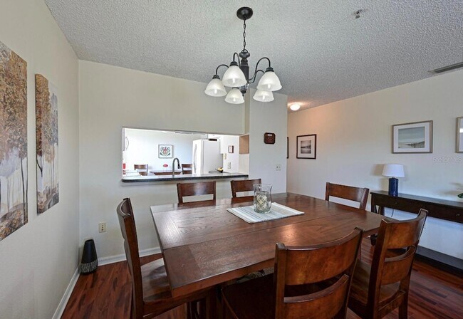 Building Photo - 6501 Stone River Rd