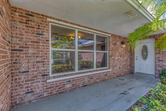 Building Photo - 8888 SE Colony St