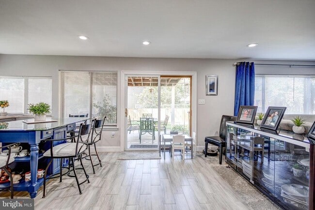 Building Photo - 7813 Mulberry Bottom Ln