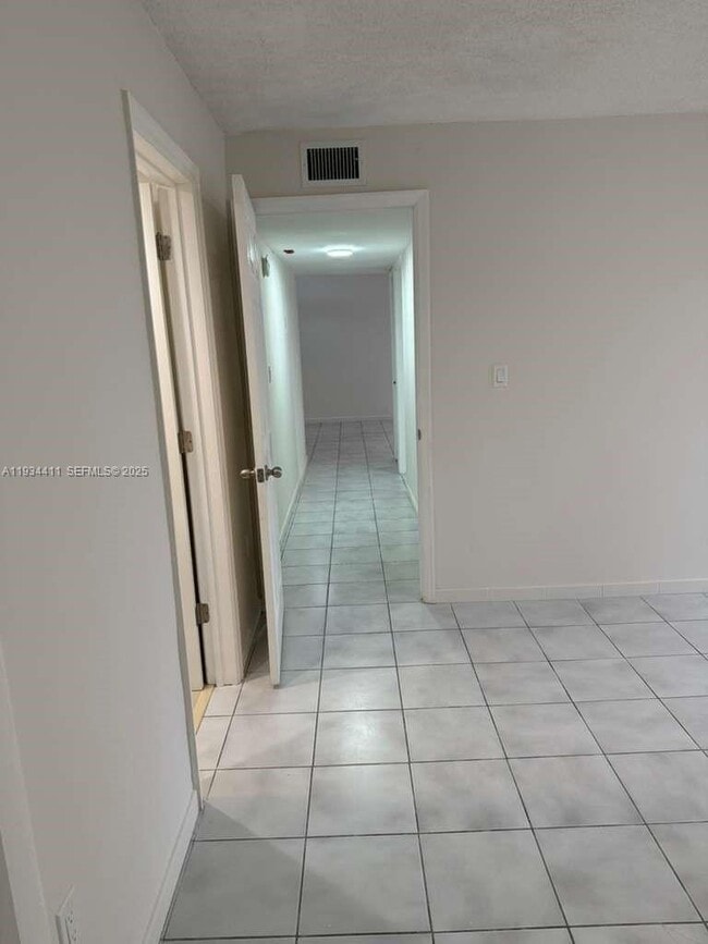 Building Photo - 505 NW 72nd Ave