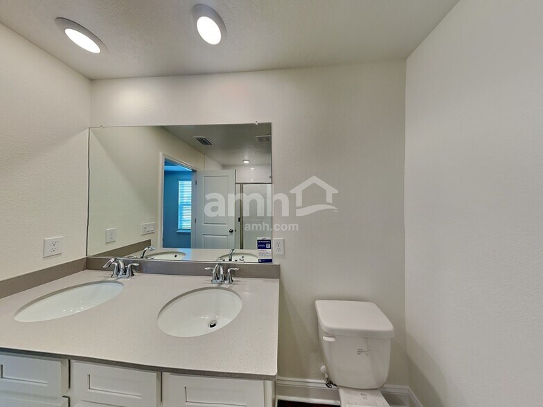 Building Photo - 2503 Sunrise Ct