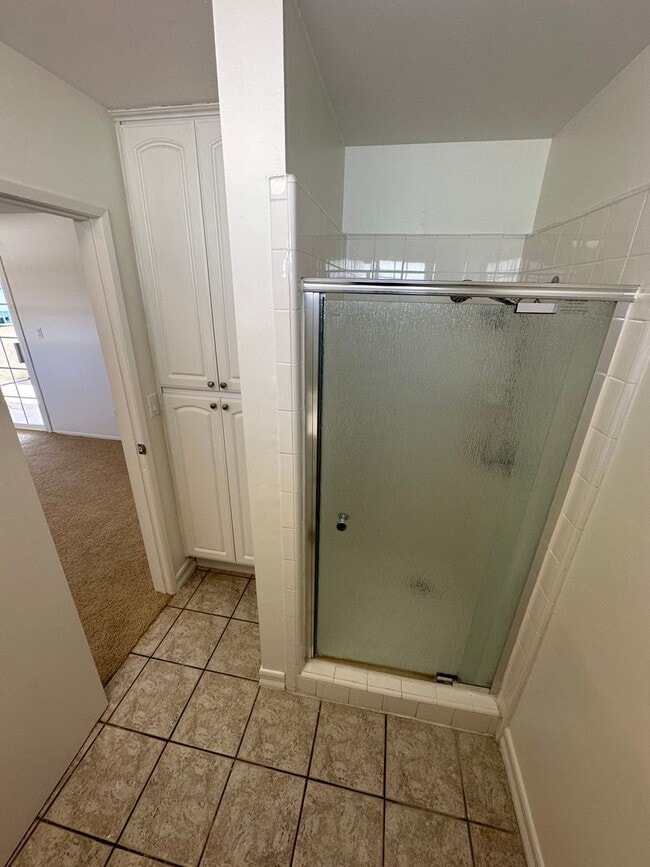 Building Photo - Corby