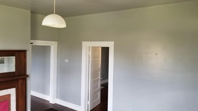 Building Photo - 5516 Court G