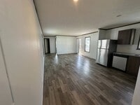 Building Photo - 17 New Yorker Blvd
