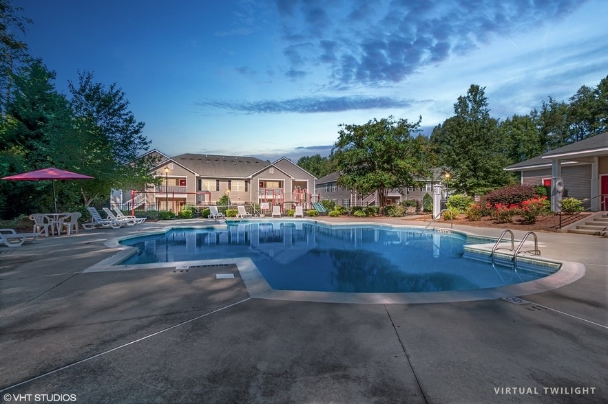 Ivy Hollow 49204920 Tanager Park Dr Charlotte NC 28269 Apartment