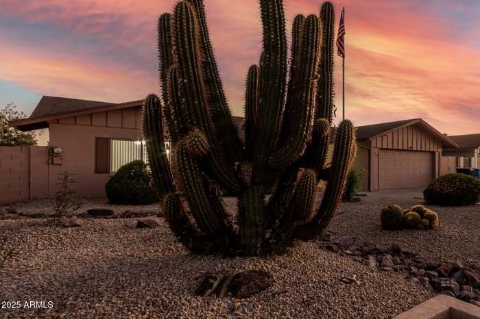 Building Photo - 3535 W Saint Moritz Ln