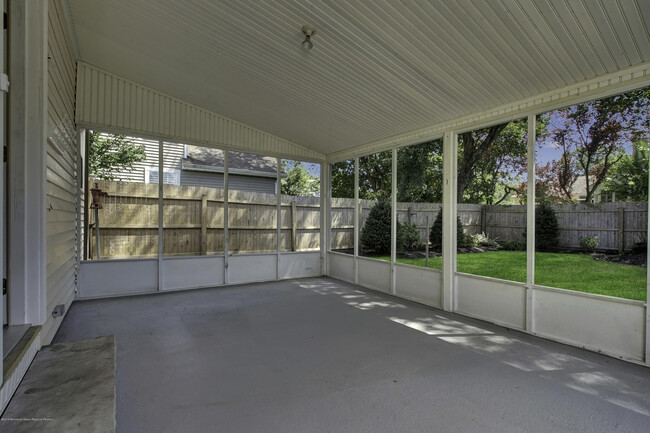 Building Photo - 2908 Alfaretta Pl