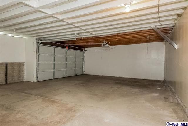 Building Photo - 1890 Las Lunas St